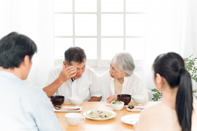 自己破産と家族